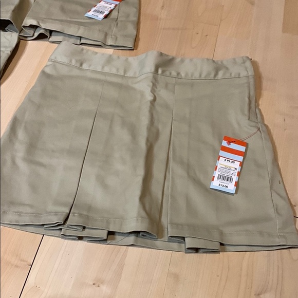 New cat and jack school uniforms Beige Pleated Skirt - Picture 3 of 9